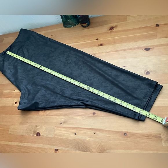 Ava & Viv High Waisted Black Liquid Shine Leggings Size 4X New With Tags - Picture 11 of 12